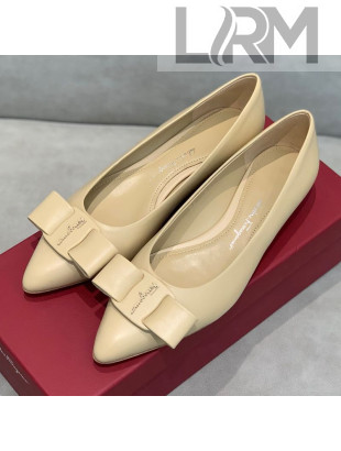 Salvatore Ferragamo Viva Lambskin Bow Flat Ballerinas/Wedge Pumps Nude 2021