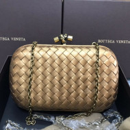 Bottega Veneta Knot Woven Lambskin Clutch with Chain Gold 02 2019