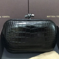 Bottega Veneta Knot Clutch in Crocodile Calfskin Black 2021 01