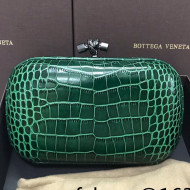 Bottega Veneta Knot Clutch in Crocodile Calfskin Green 2021 02