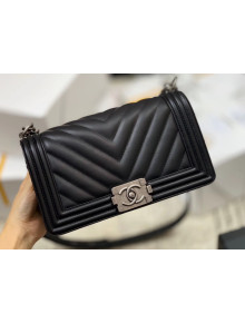 Chanel Chevron Baby Calfskin Medium Boy Flap Bag with Vintage Silver Hardware Black(Top Quality)