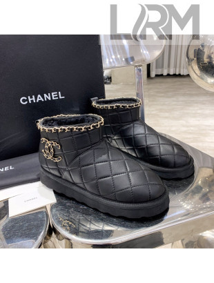 Chanel Quilted Lambskin Wool Flat Short Boots with Chain Charm Black 02 2020