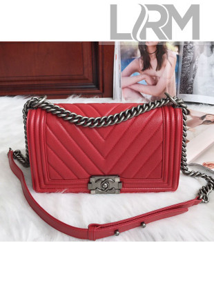 Chanel Chevron Grained Calfskin Medium Boy Flap Bag A67086 Red/Silver 2019