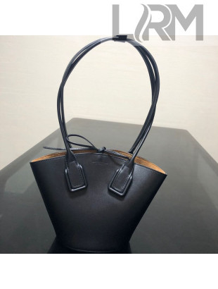 Bottega Veneta Small Basket Tote in Smooth Calfskin Black 2019