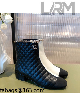 Chanel Chain Leather & Grosgrain Asymmetric Ankle Boots Black/White 2021 02