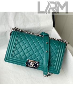 Chanel Grained Calfskin Medium Boy Flap Bag A67086 Green/Silver 2021