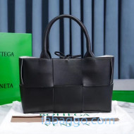 Bottega Veneta Arco Tote Bag in Maxi-Woven Lambskin Black 2020 614486