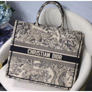 Dior Large Book Tote Bag in Tiger Embroidered Canvas 2019