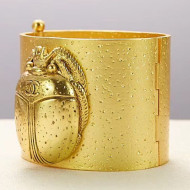 Chanel Beetle Cuff Bracelet AB1901 Gold 2019