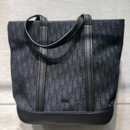 Dior Men's Voyage Tote Bag in Black Dior Oblique Jacquard 2019