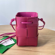 Bottega Veneta Cassette Intreccio Patent Leather Mini Bucket Bag Cuckoo Pink 2022 680217