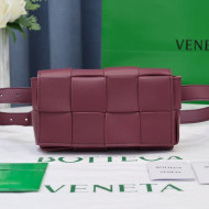 Bottega Veneta The Belt Cassette Bag in Maxi-Woven Lambskin Burgundy 2021 07