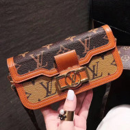 Louis Vuitton Monogram Canvas iPhone Clutch/Crossbody Bag 01 2020