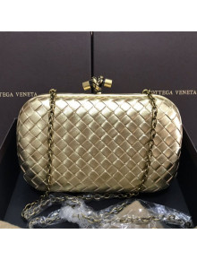 Bottega Veneta Knot Woven Lambskin Clutch with Chain Gold 01 2019