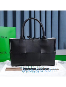 Bottega Veneta Arco Tote Bag in Maxi-Woven Lambskin Black 2020 614486