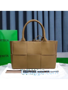 Bottega Veneta Arco Tote Bag in Maxi-Woven Lambskin Light Brown 2020 614486