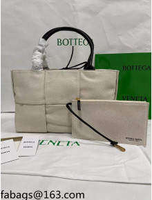 Bottega Veneta Arco Tote Bag in Maxi-Woven Canvas Natural/Black 2021 614486