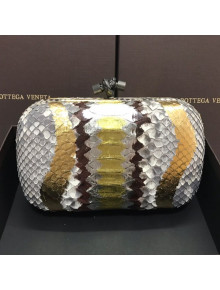 Bottega Veneta Knot Clutch in Pythonskin Calfskin Grey/Gold 2021 09