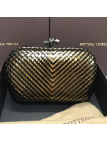 Bottega Veneta Knot Clutch in Pythonskin Calfskin Black/Gold 2021 13