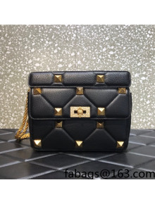 Valentino Medium Roman Stud The Shoulder Bag in Grainy Calfskin 1129S Black 2022